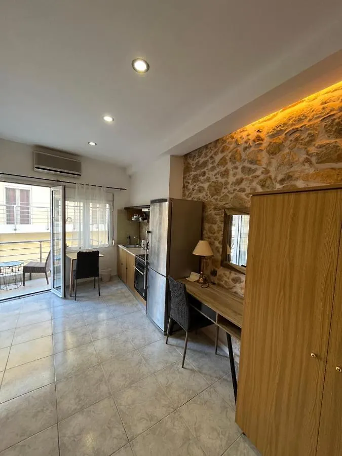 Papyrus City Centre Apartments Candia