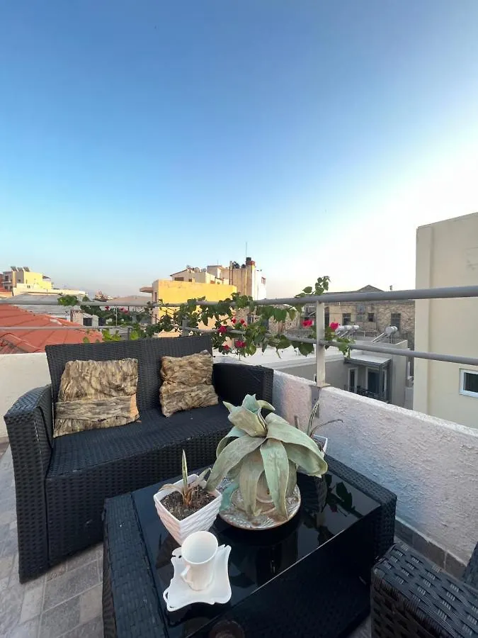 Papyrus City Centre Apartments Candia